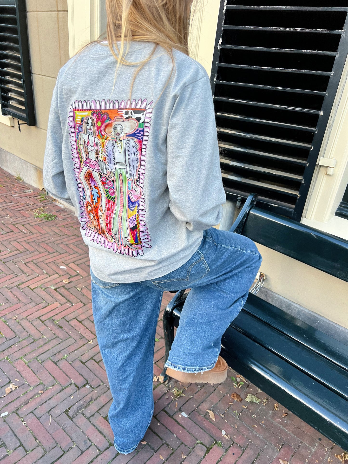 ‘Girls’ longsleeve