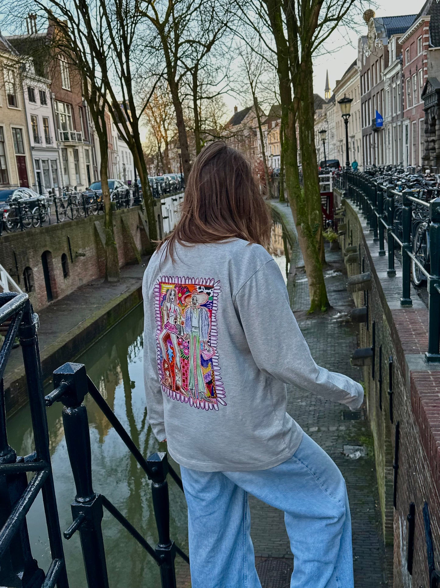 ‘Girls’ longsleeve