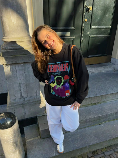 Magazine sweater